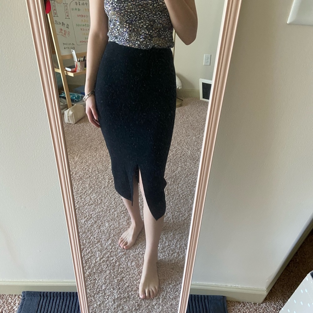 Wool blended knit pencil skirt